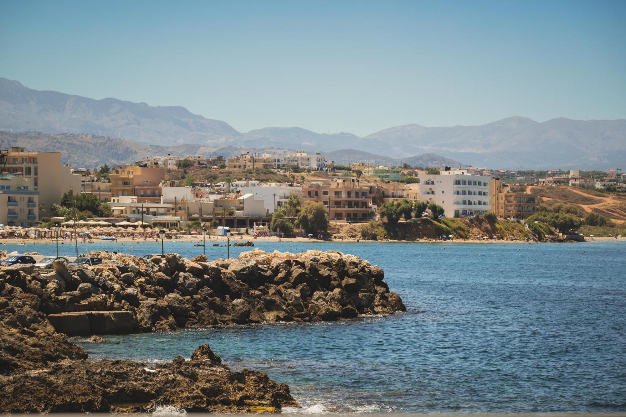 Elia Sea Suites Chrissi Akti Chania Exterior foto