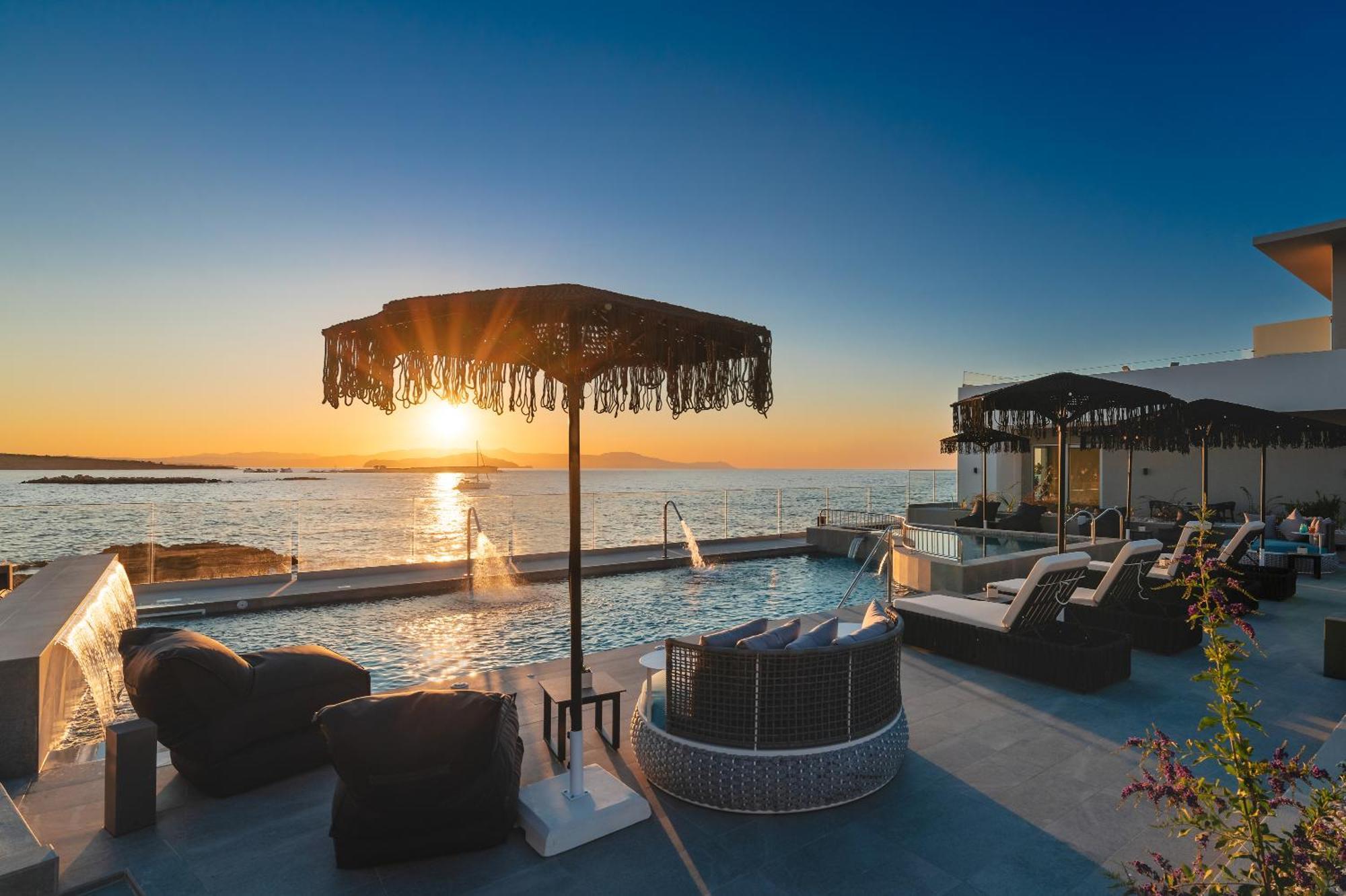 Elia Sea Suites Chrissi Akti Chania Exterior foto
