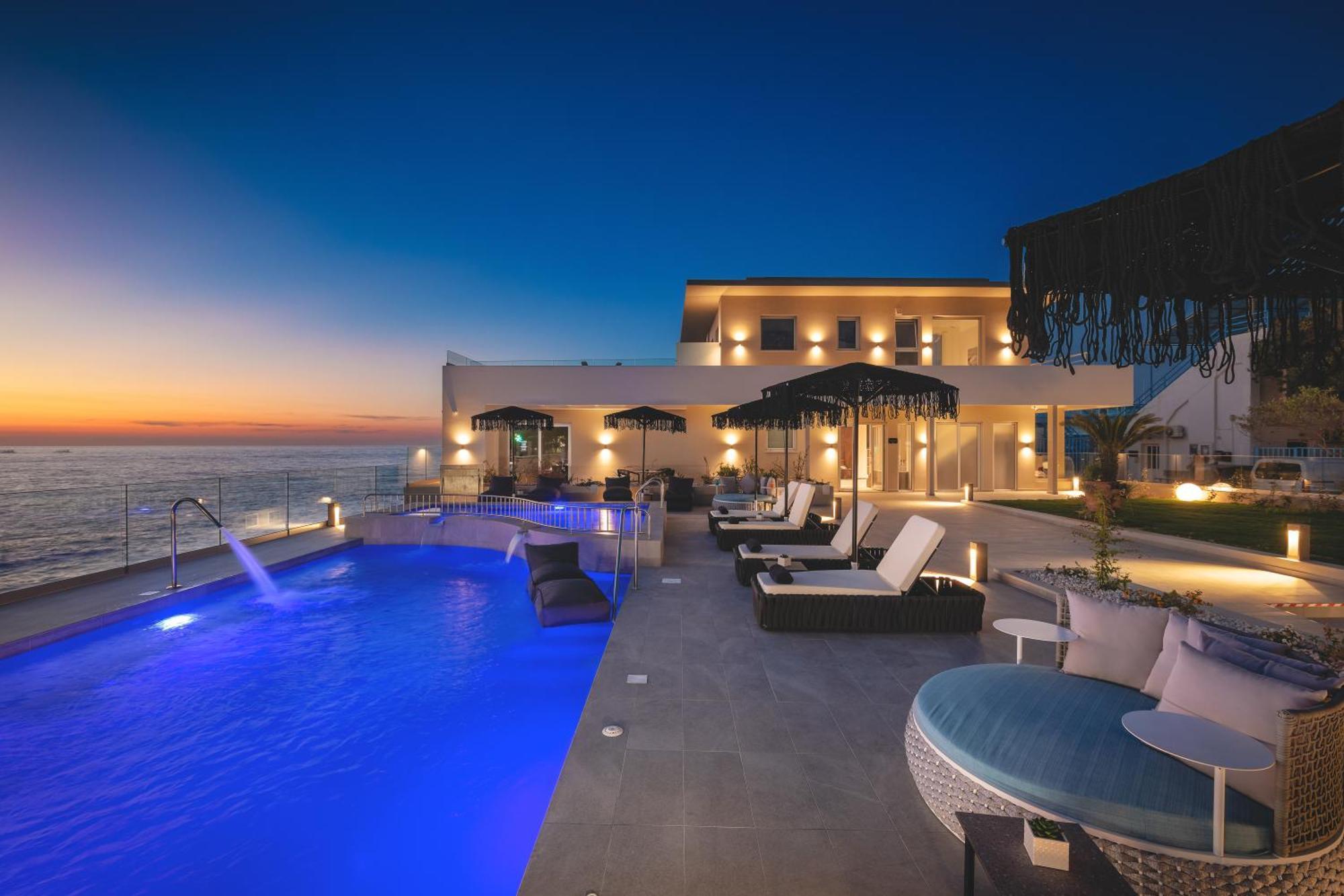 Elia Sea Suites Chrissi Akti Chania Exterior foto