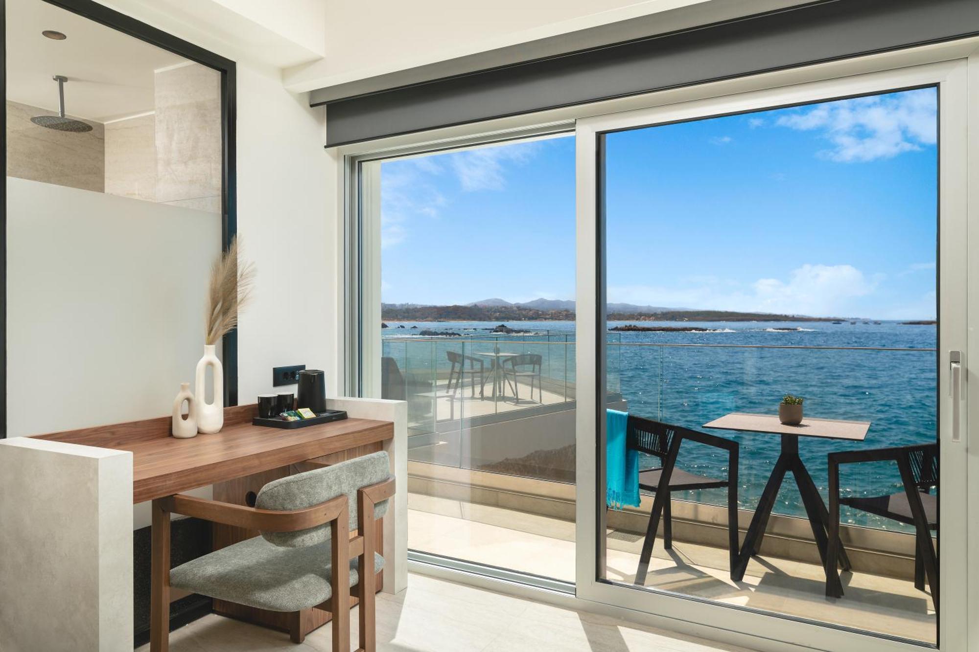 Elia Sea Suites Chrissi Akti Chania Exterior foto