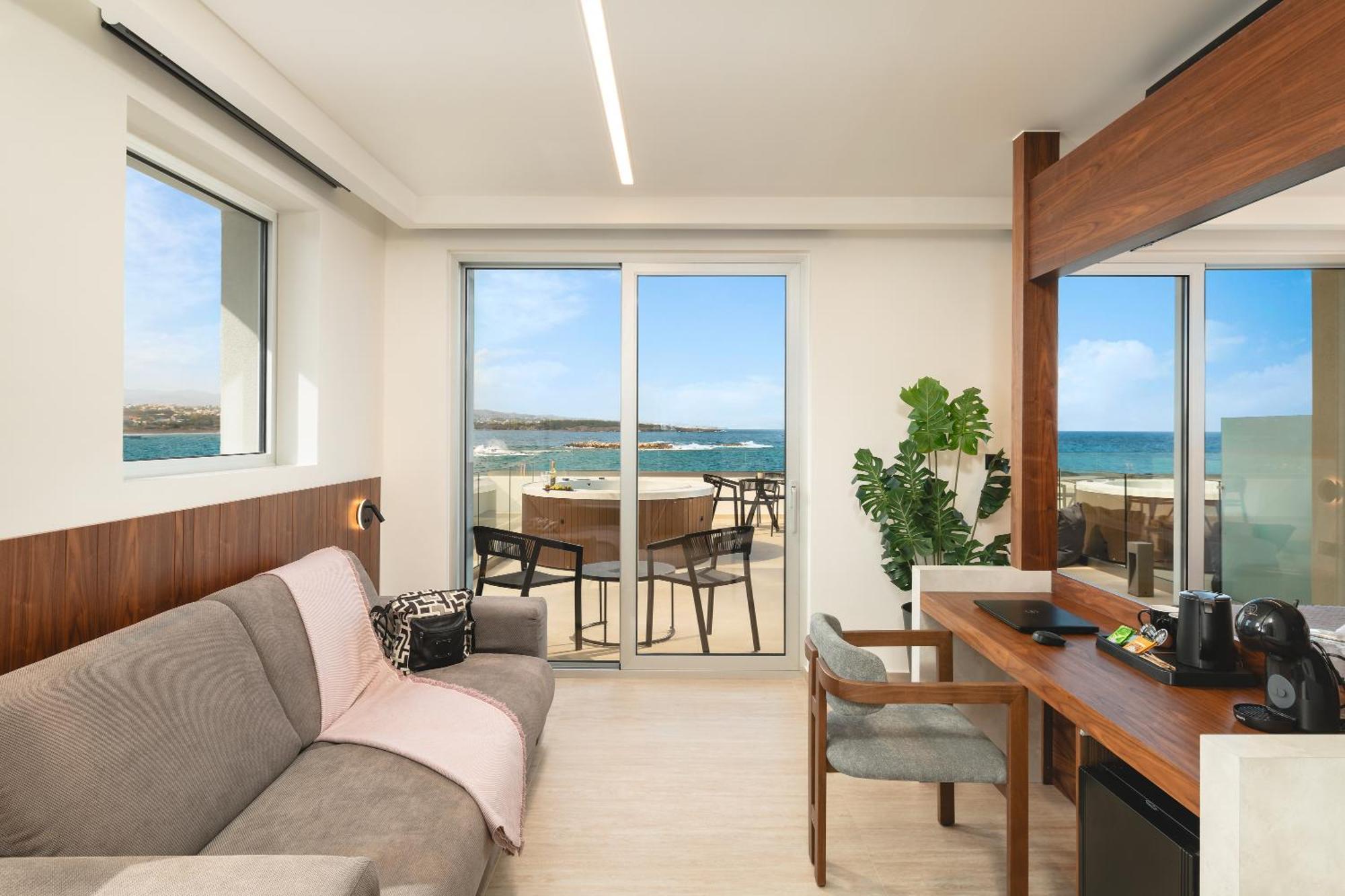 Elia Sea Suites Chrissi Akti Chania Exterior foto