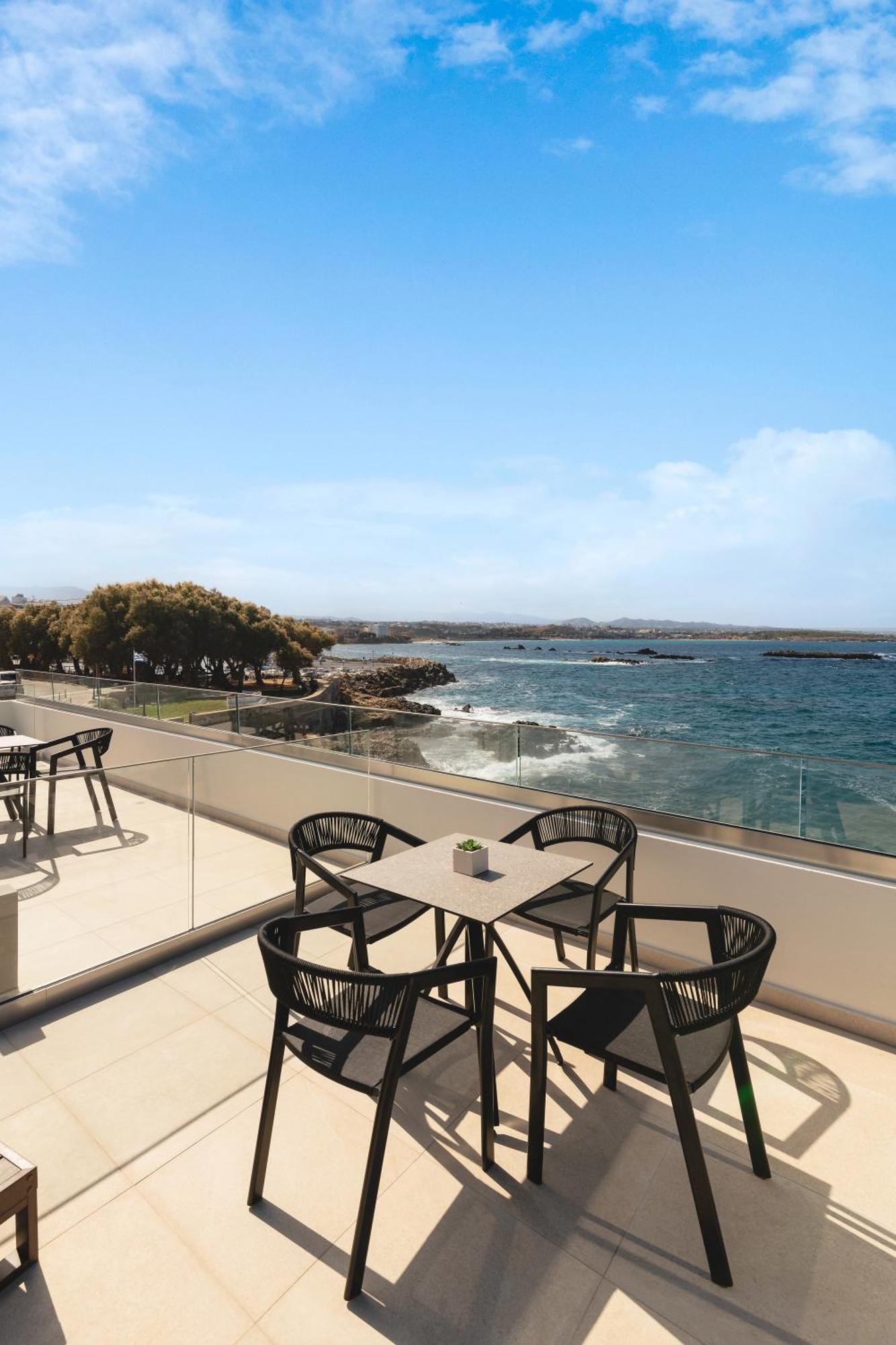 Elia Sea Suites Chrissi Akti Chania Exterior foto