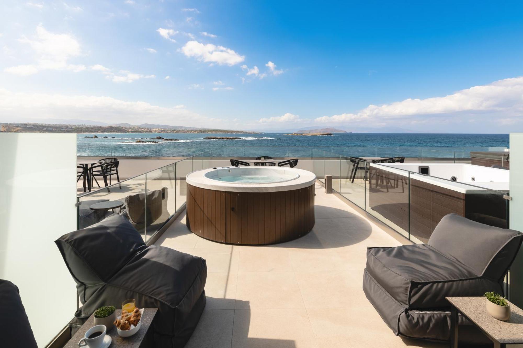 Elia Sea Suites Chrissi Akti Chania Exterior foto